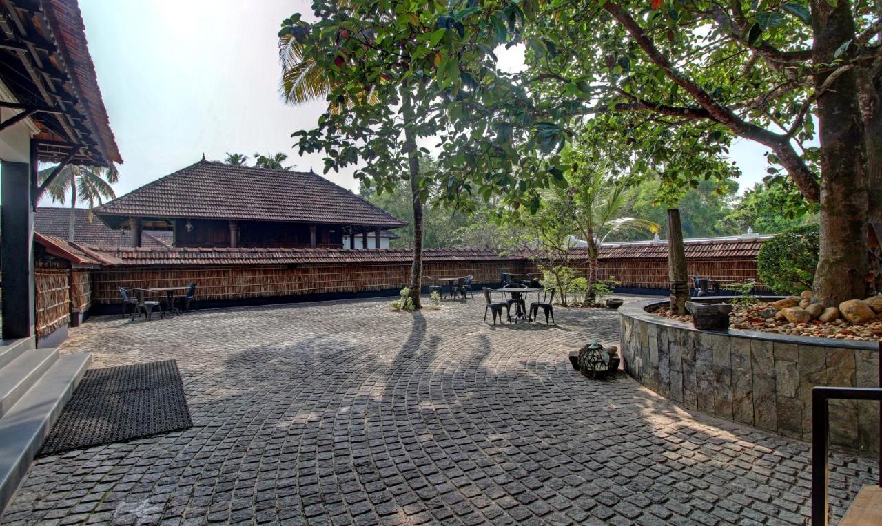 Treebo Tryst Travancore Palace Cherthala Alappuzha Exteriör bild